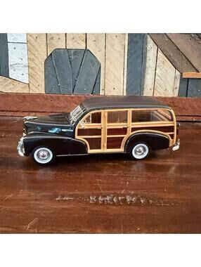 Welly 1948‎ Chevrolet Fleetmaster Woody Wagon Diecast 1:24 Black/Brown